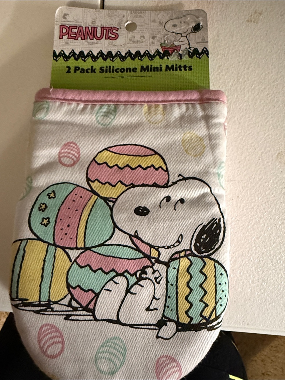 Peanuts Snoopy Easter Silicone Mini Mitts - Pink, Mint, Yellow, Cream-set of 2